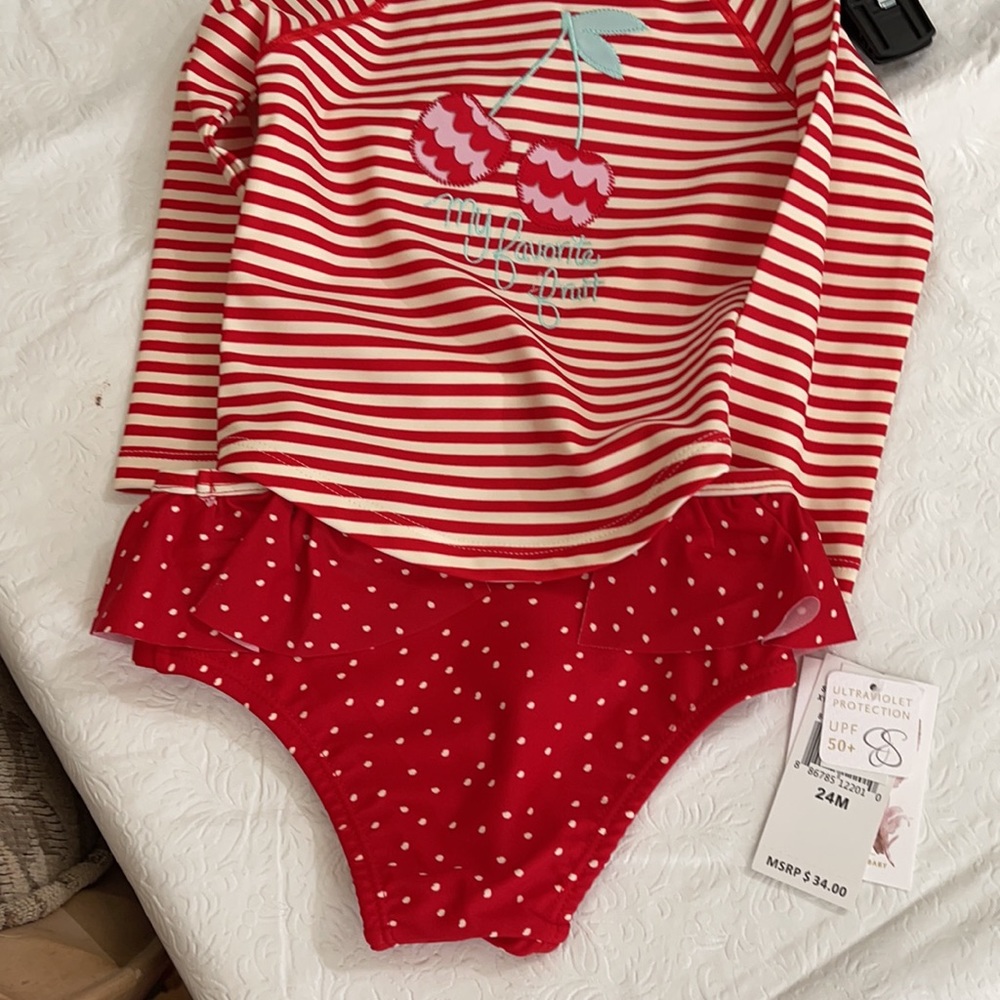 RASGAURD- RACING RED JESSICA SIMPSON 24month - Picture 8 of 9